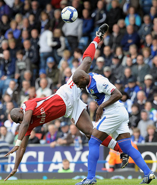 更是着眼于 更是着眼于