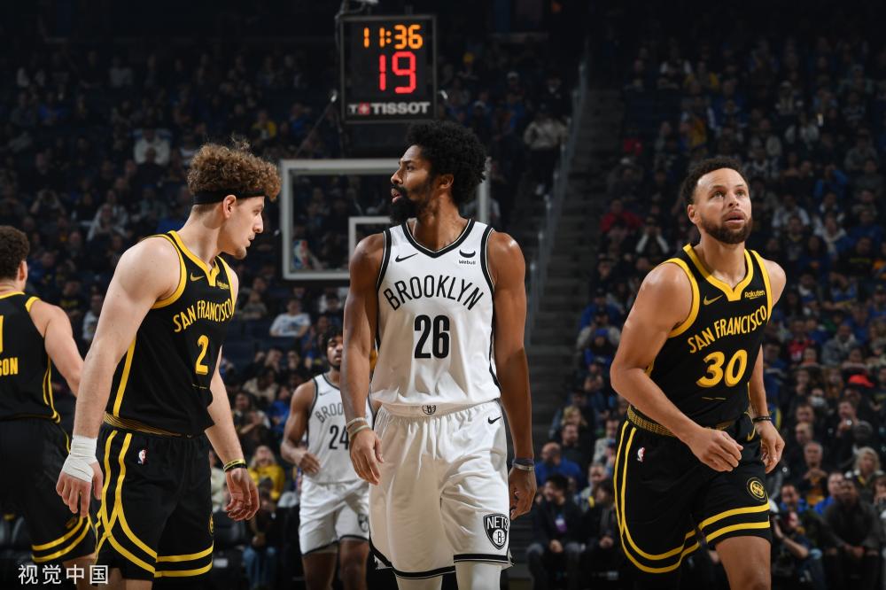 并最终闯入 并最终闯入